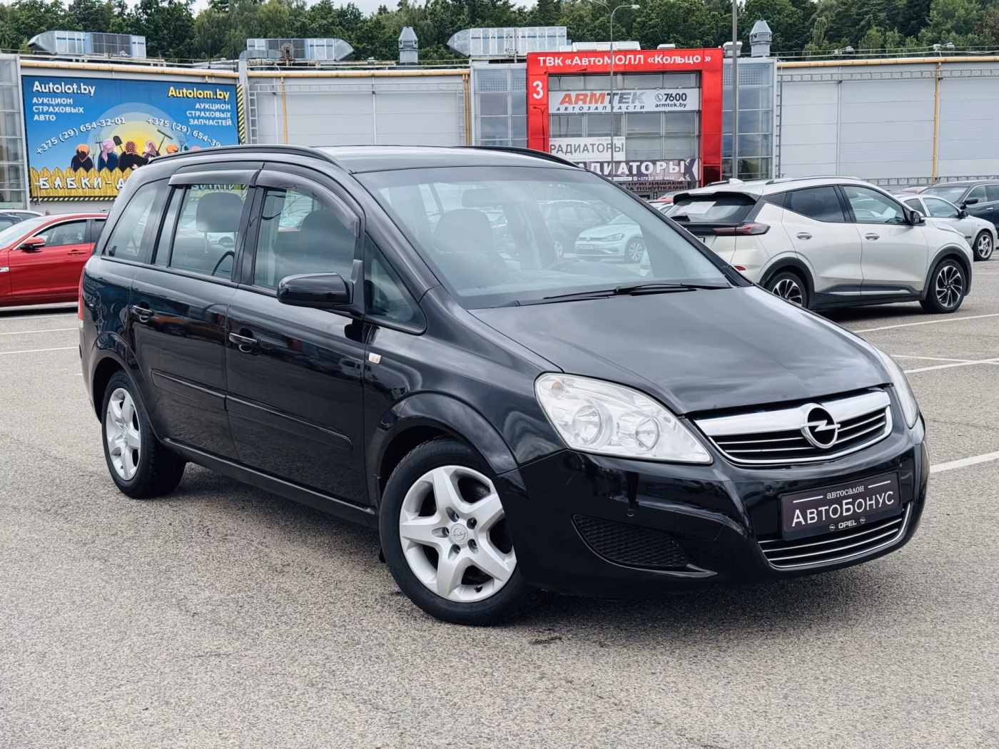Opel Zafira фото 3