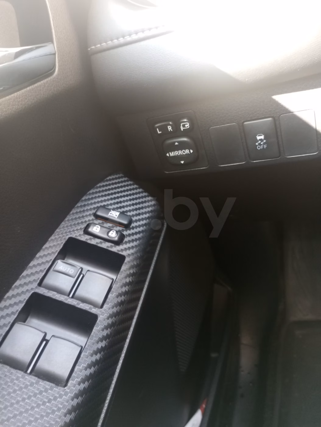 Toyota RAV4 фото 13