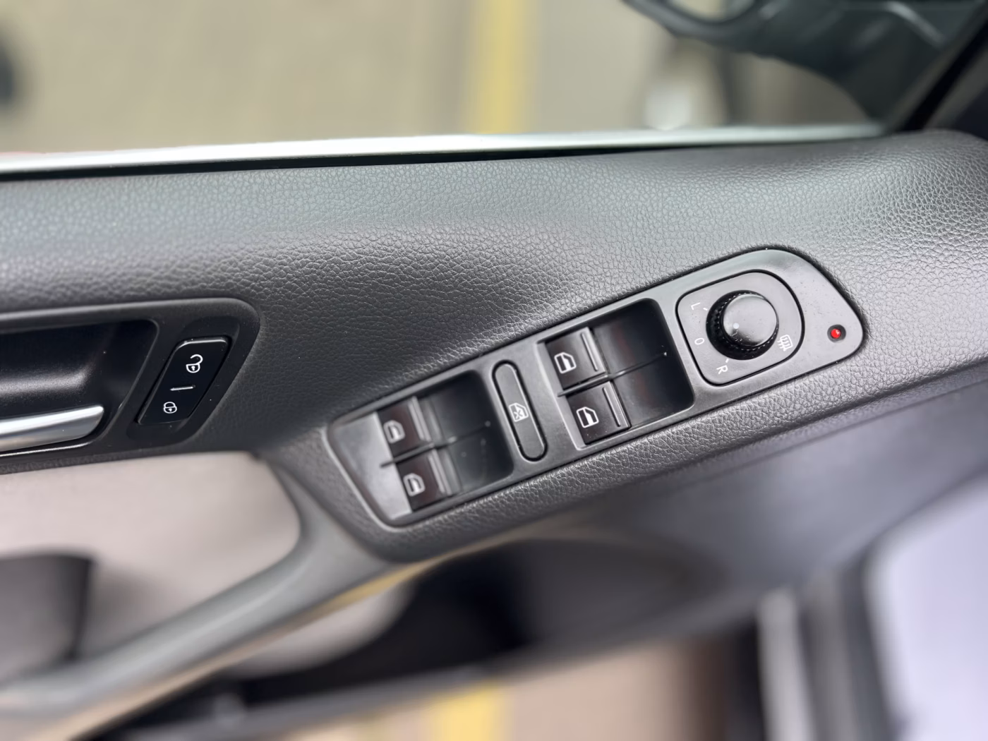 Volkswagen Tiguan фото 19