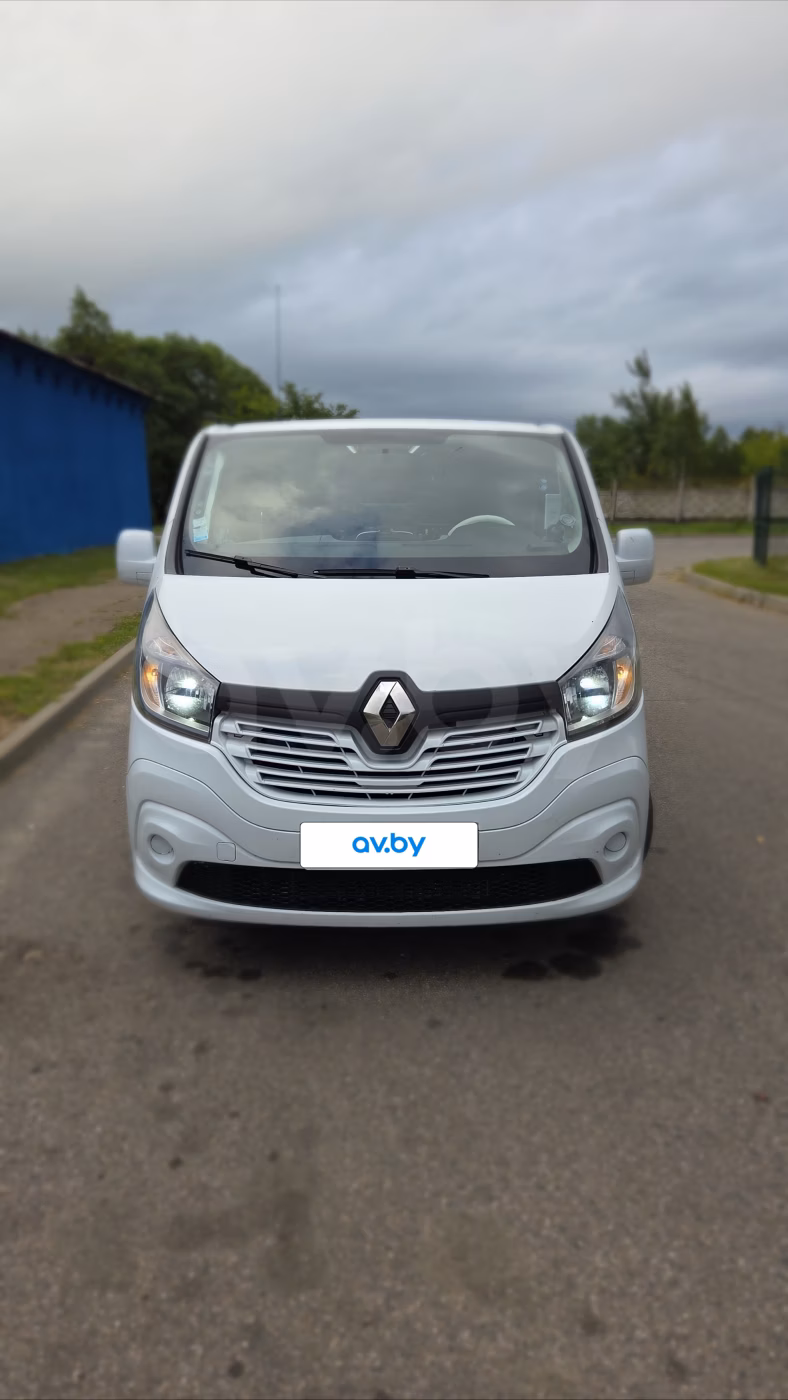 Renault Trafic фото 6