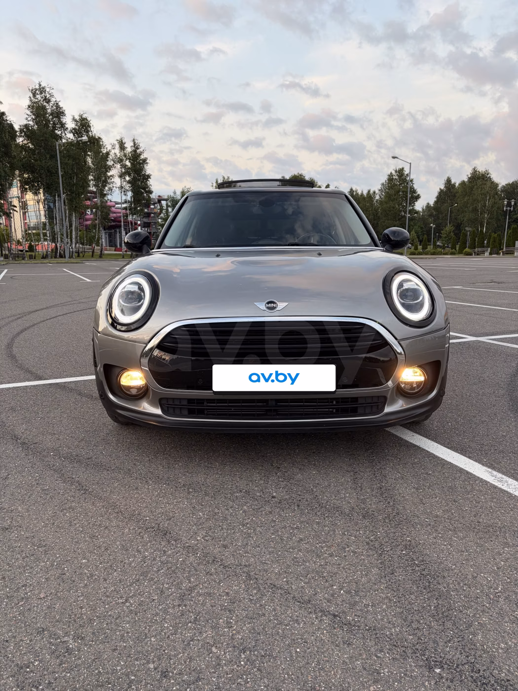 MINI Clubman фото 2