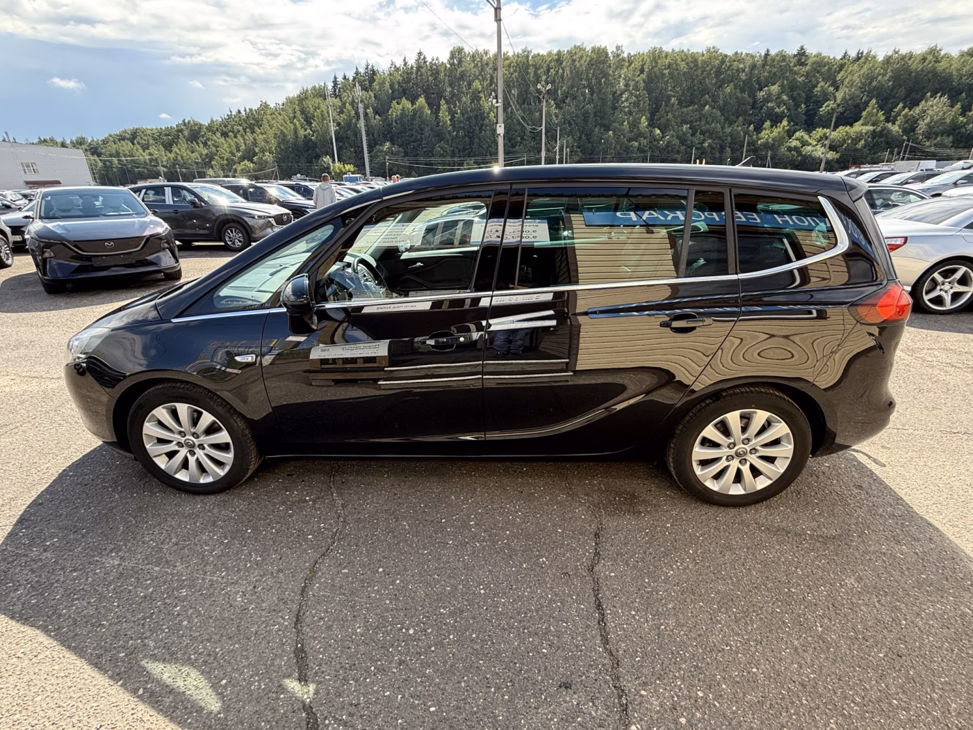 Opel Zafira фото 8