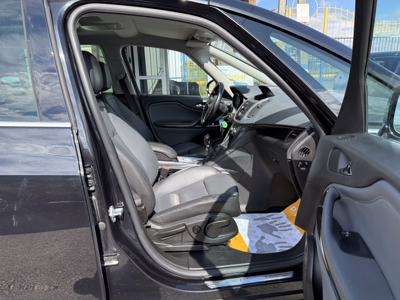 Opel Zafira фото 15