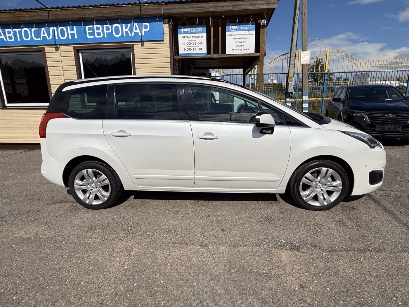 Peugeot 5008 фото 4