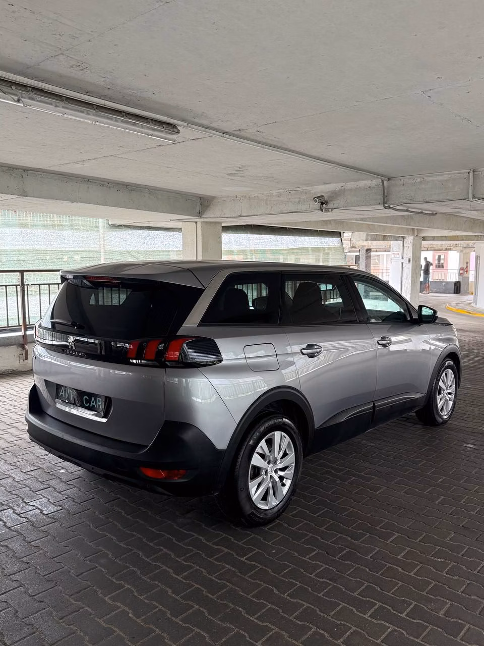 Peugeot 5008 фото 7