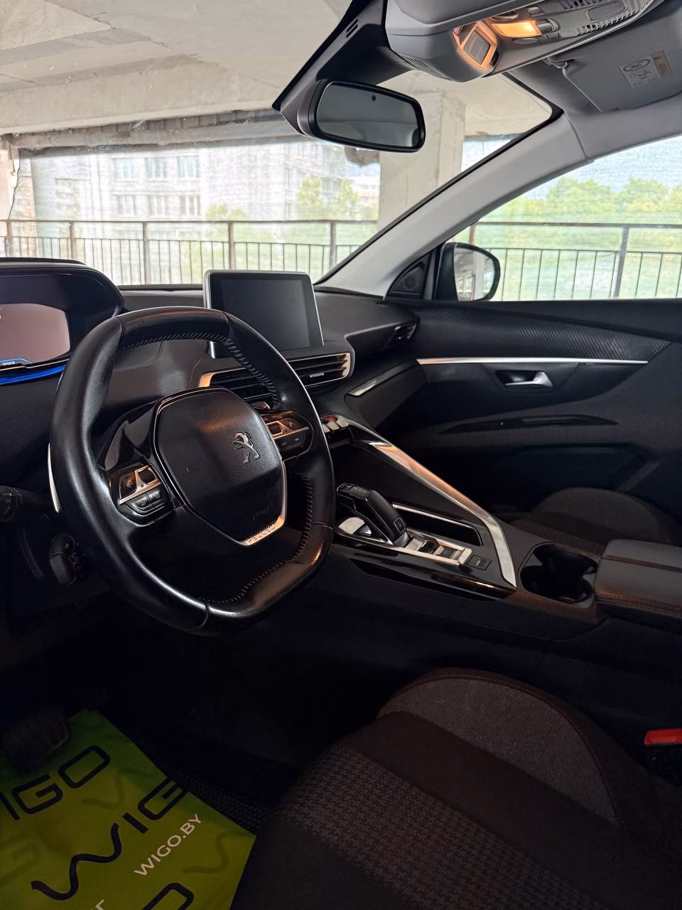 Peugeot 5008 фото 11