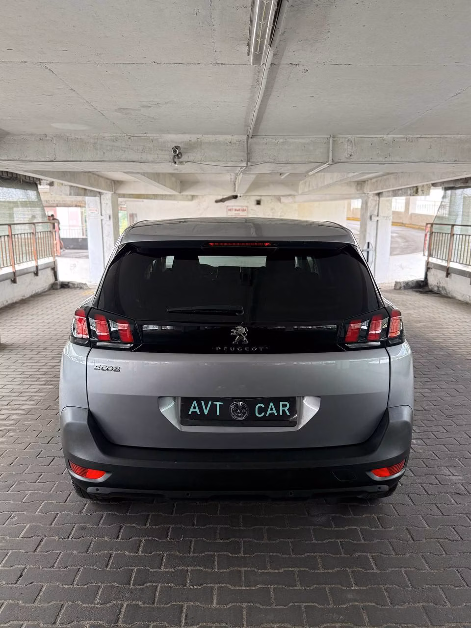 Peugeot 5008 фото 6
