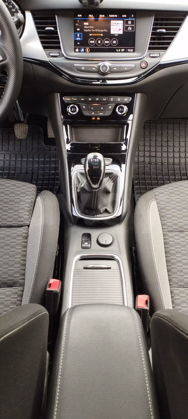 Opel Astra фото 8