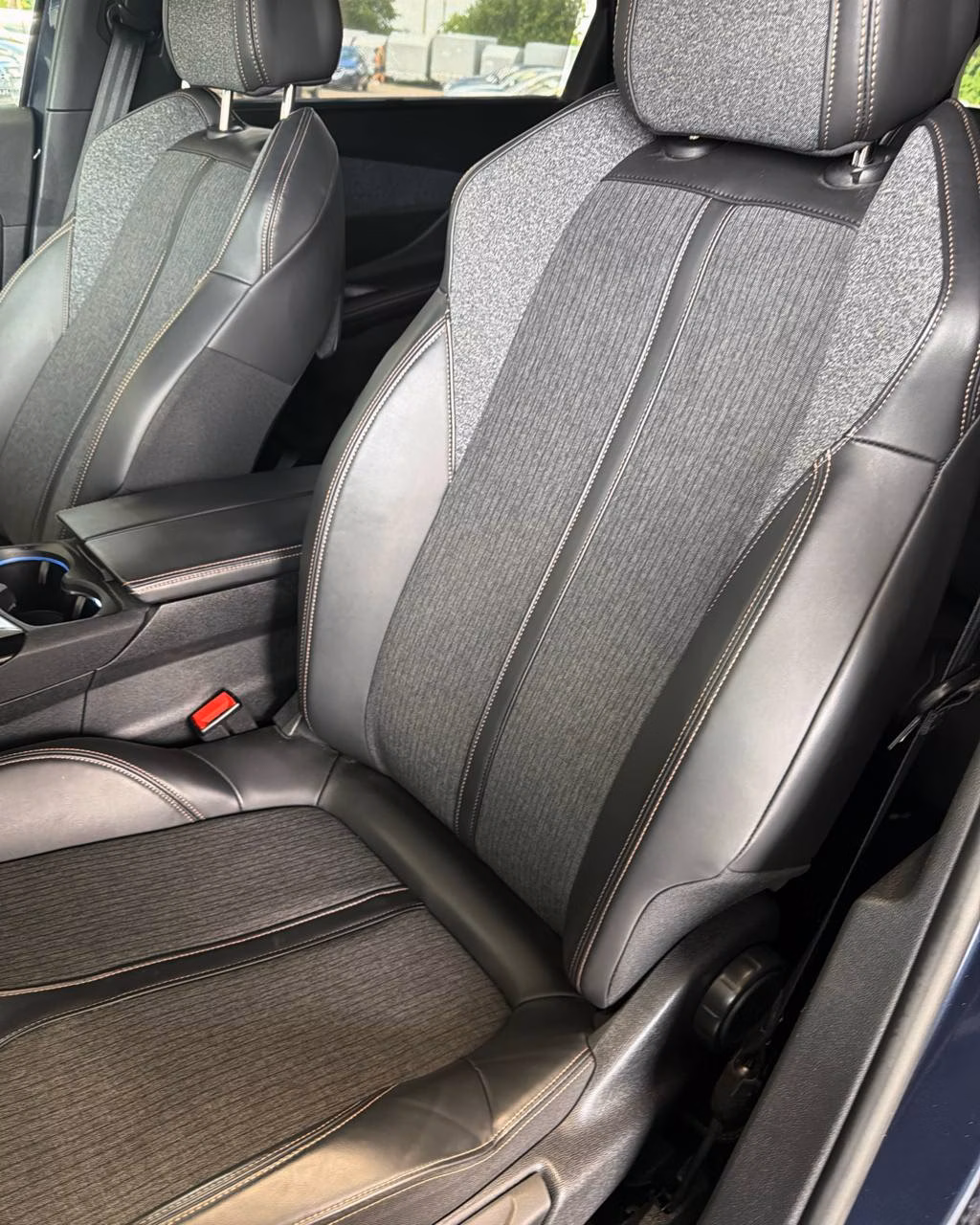 Peugeot 5008 фото 11