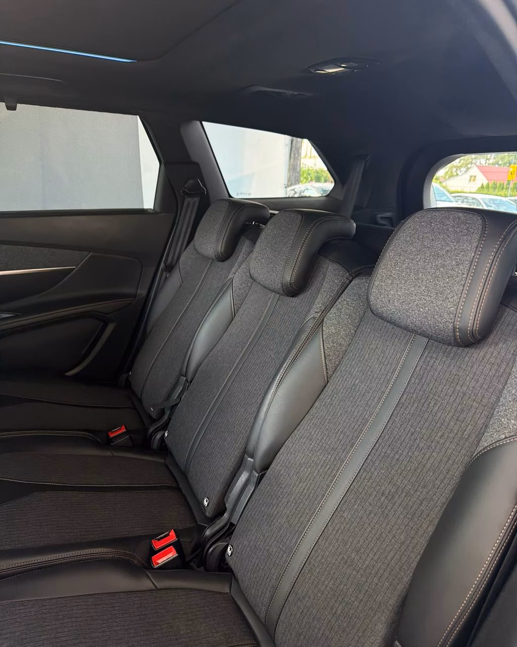 Peugeot 5008 фото 18