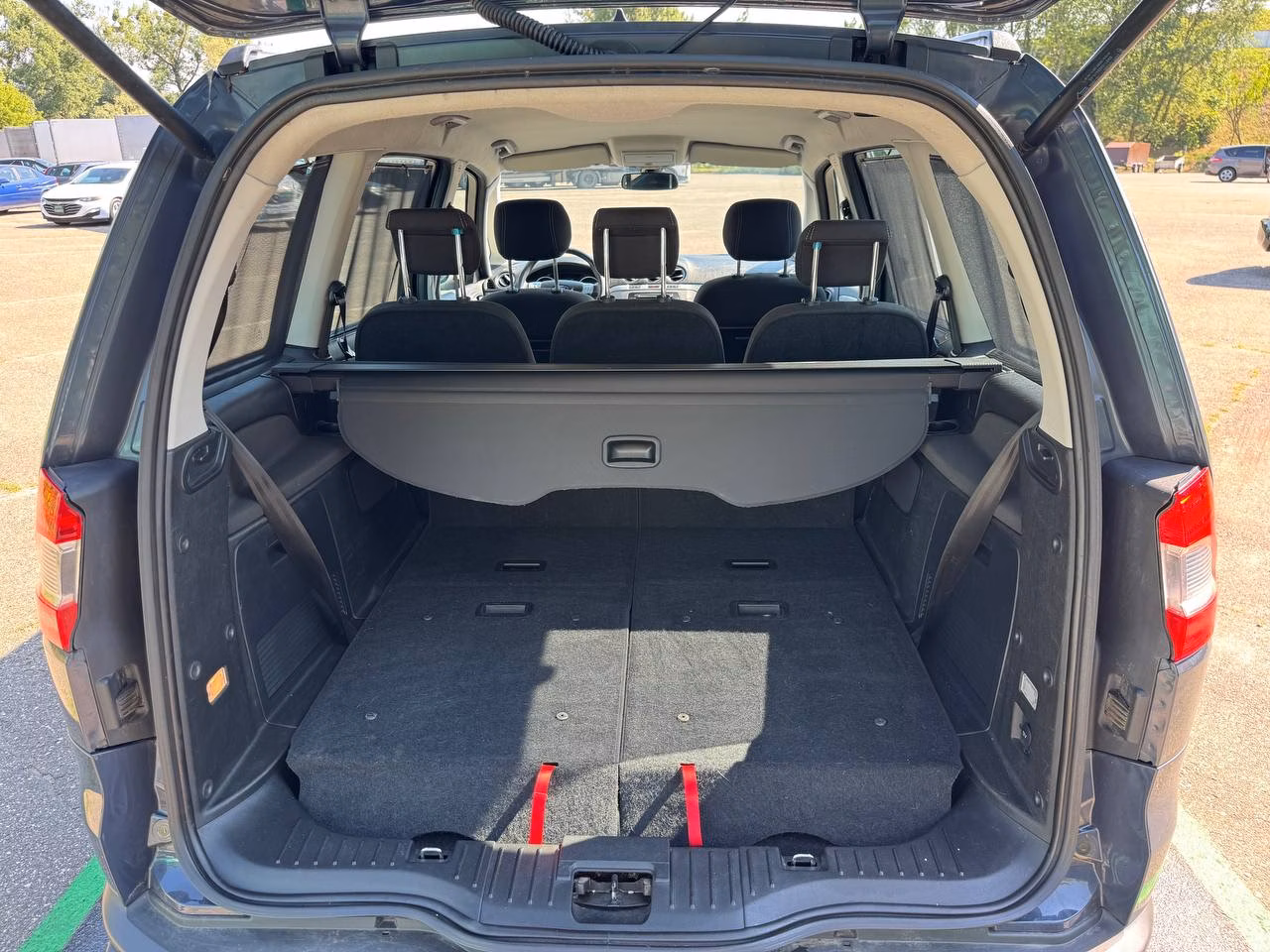 Ford Galaxy фото 7