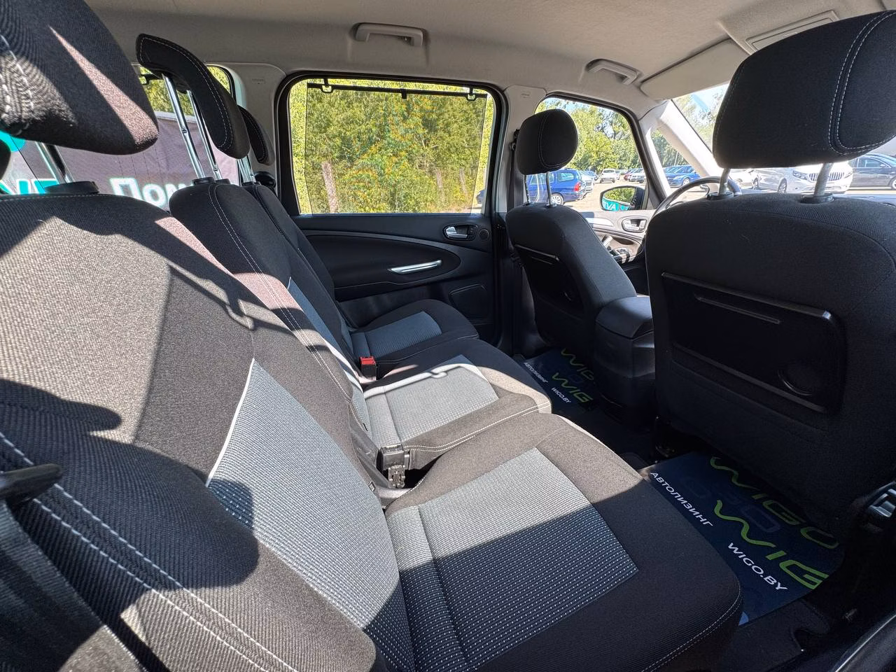 Ford Galaxy фото 14