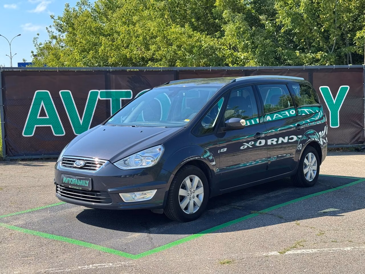 Ford Galaxy фото 3