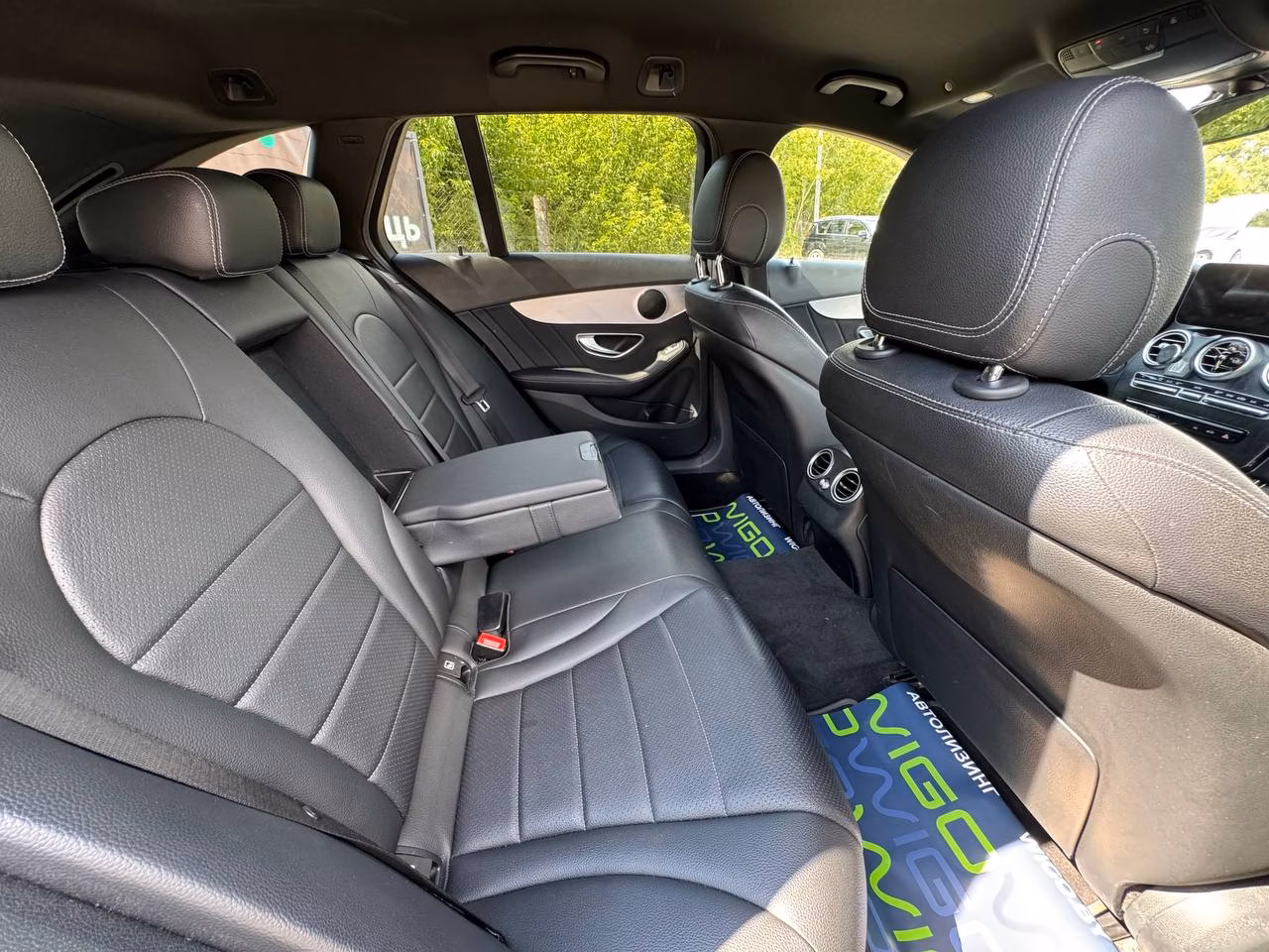 Mercedes-Benz C-Класс фото 18