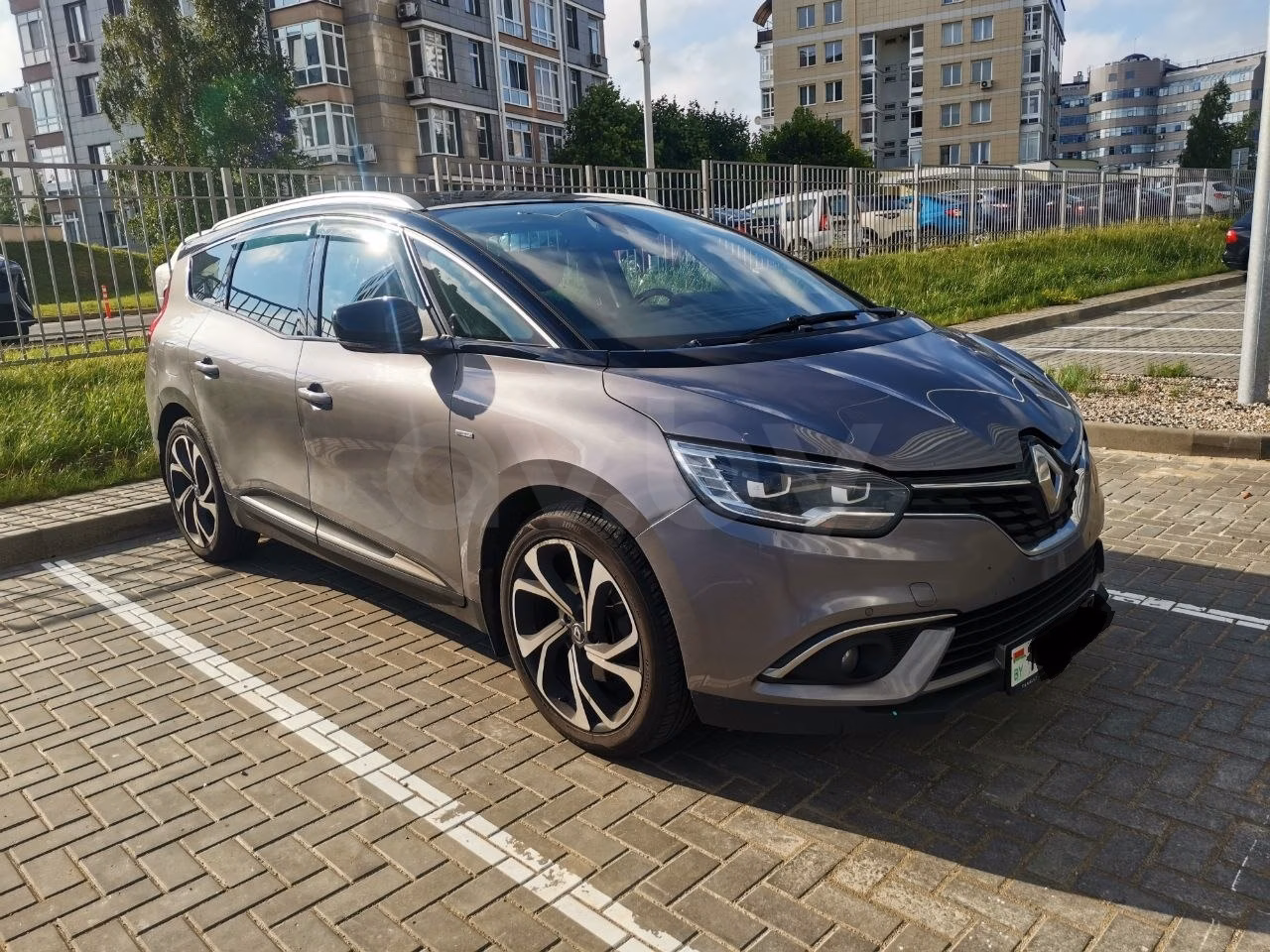Renault Grand Scenic фото 2