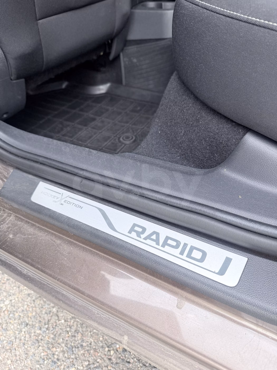 Skoda Rapid фото 8