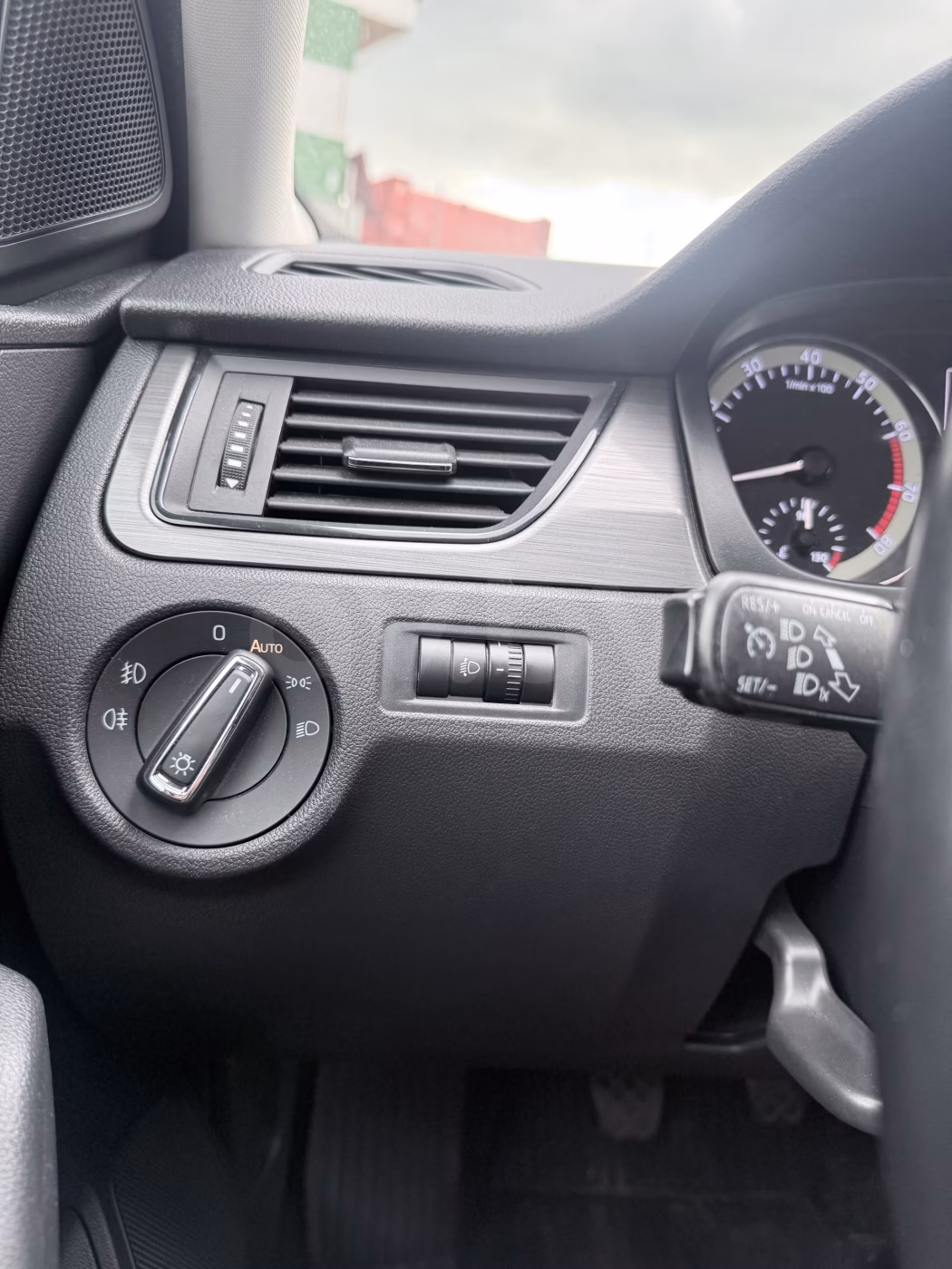 Skoda Rapid фото 13