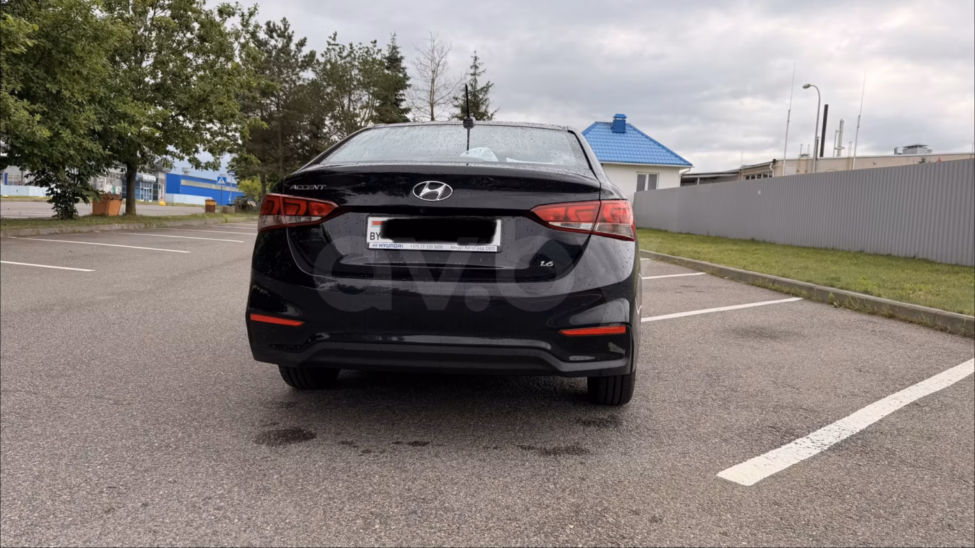 Hyundai Accent фото 3