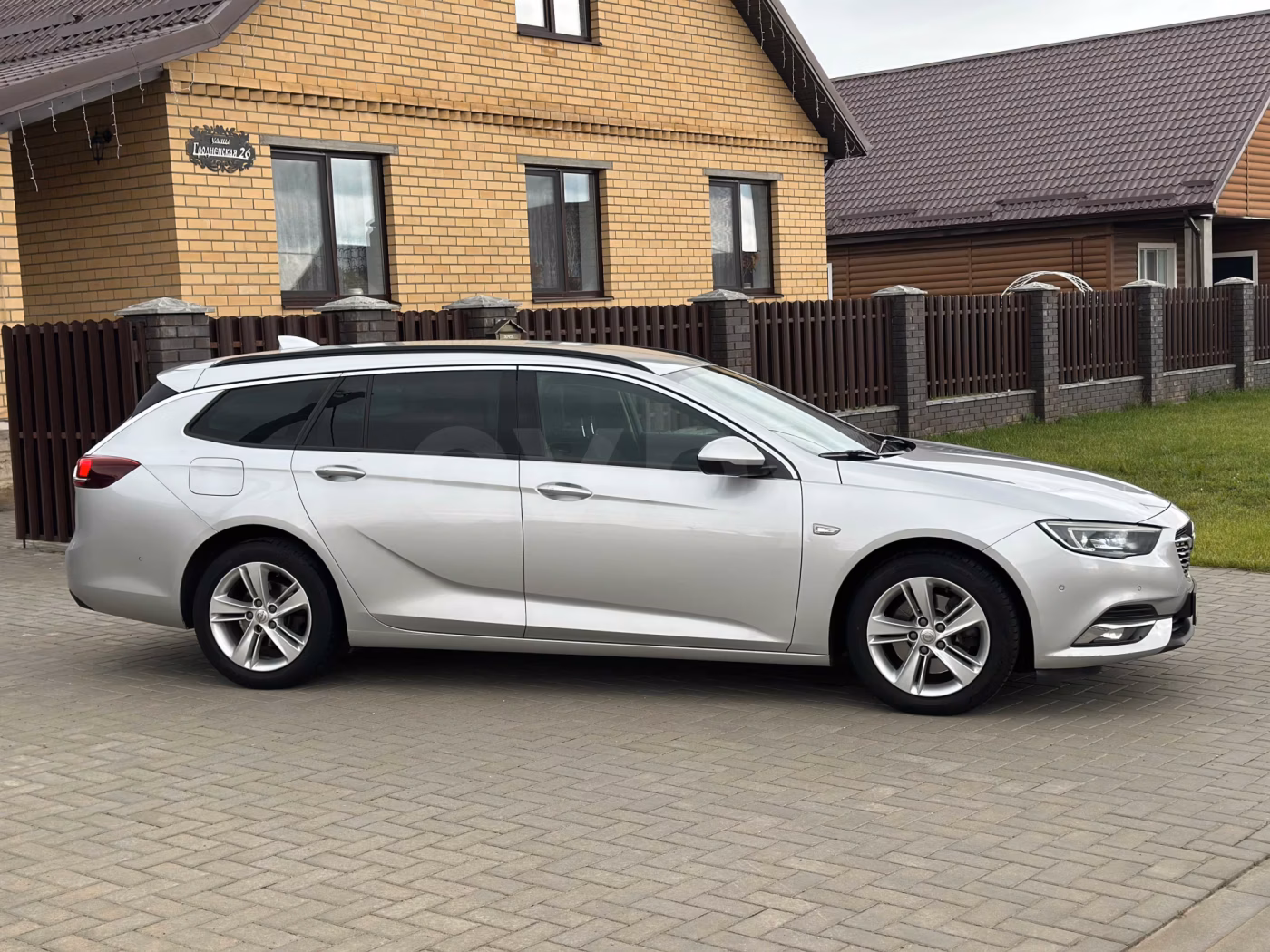 Opel Insignia фото 4