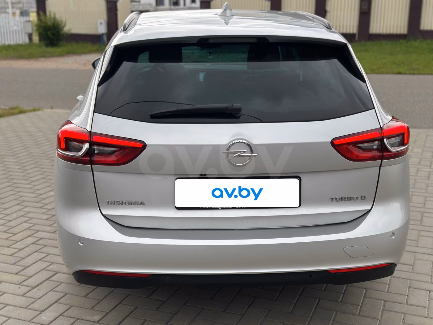 Opel Insignia фото 8