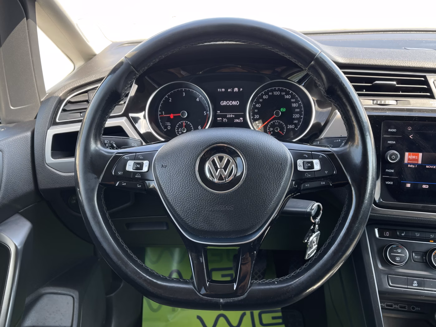 Volkswagen Touran фото 20
