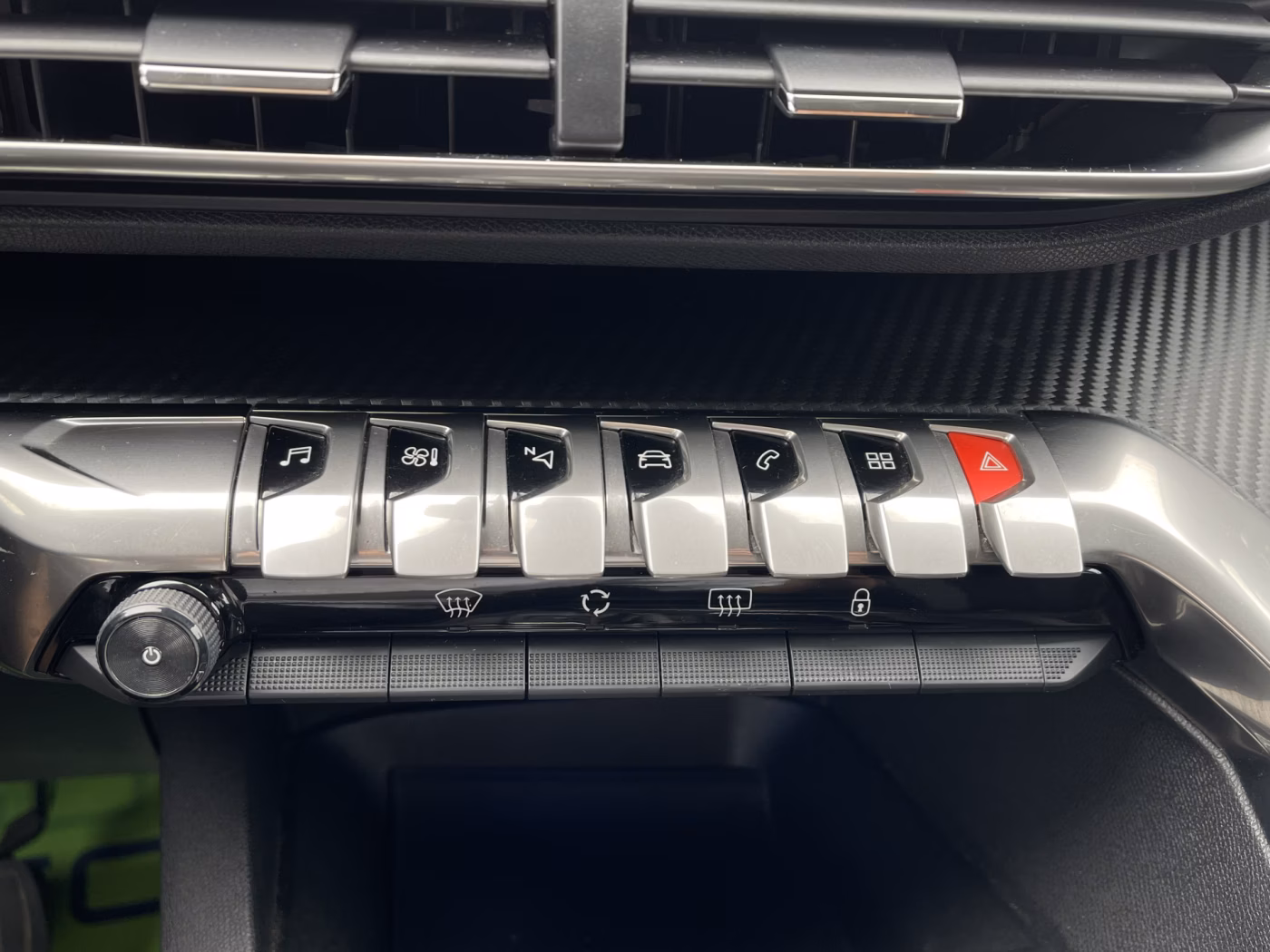 Peugeot 3008 фото 17