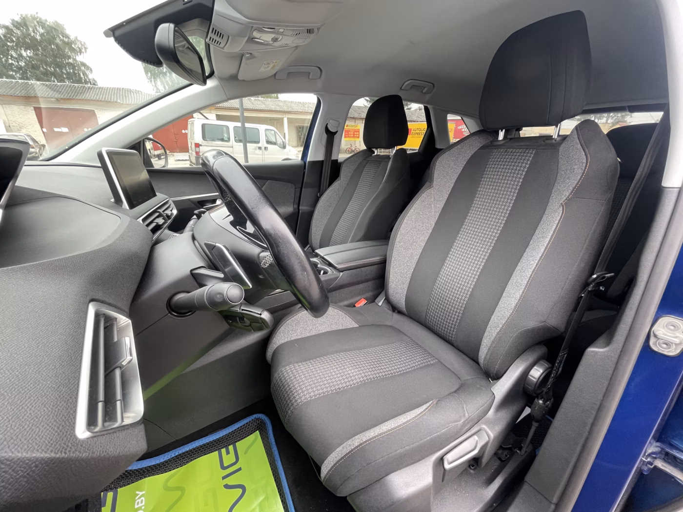 Peugeot 3008 фото 9