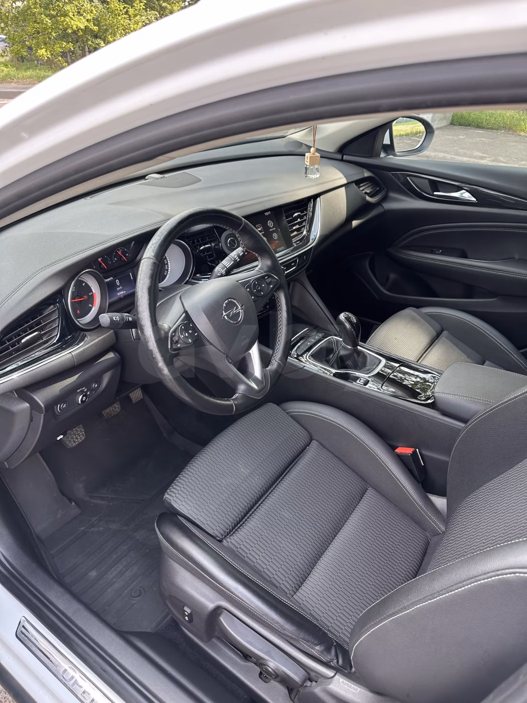 Opel Insignia фото 11
