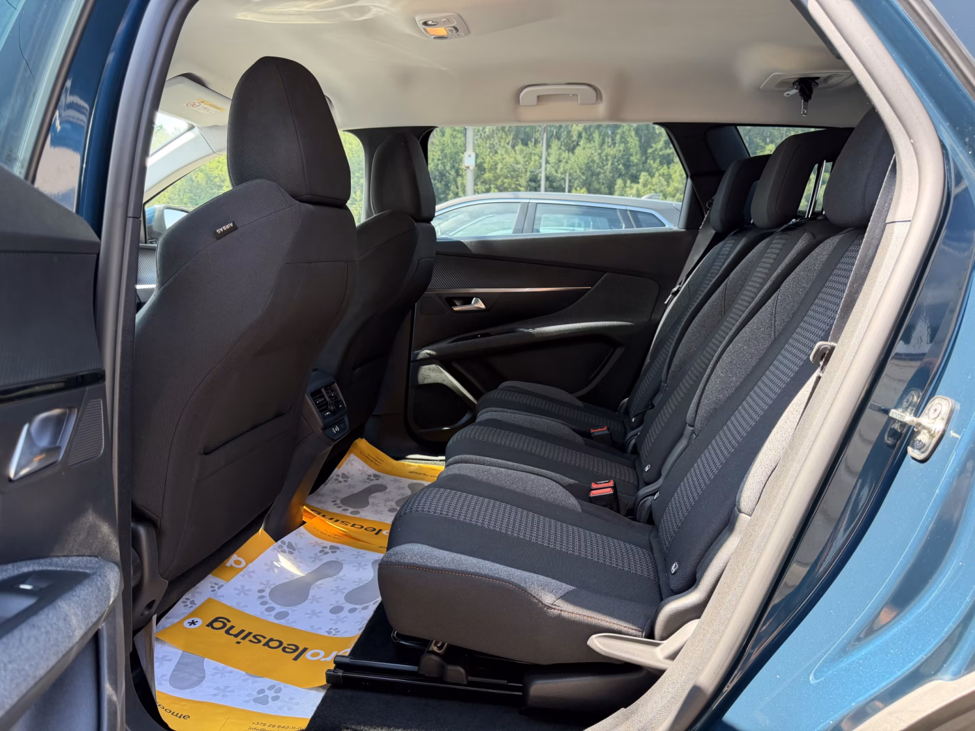 Peugeot 5008 фото 10