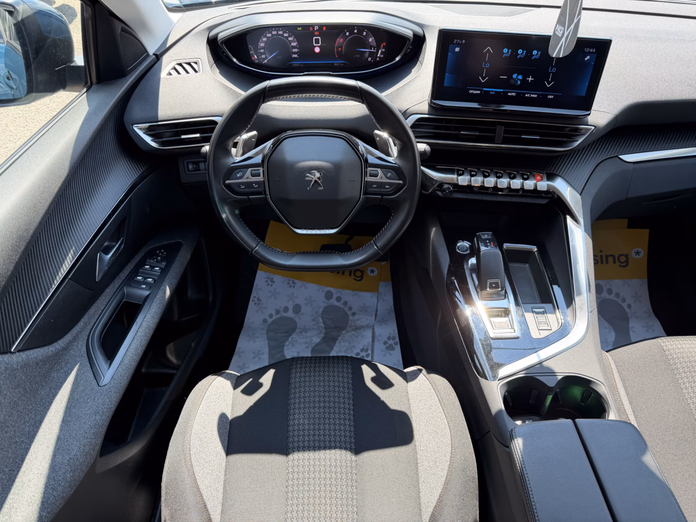 Peugeot 5008 фото 12