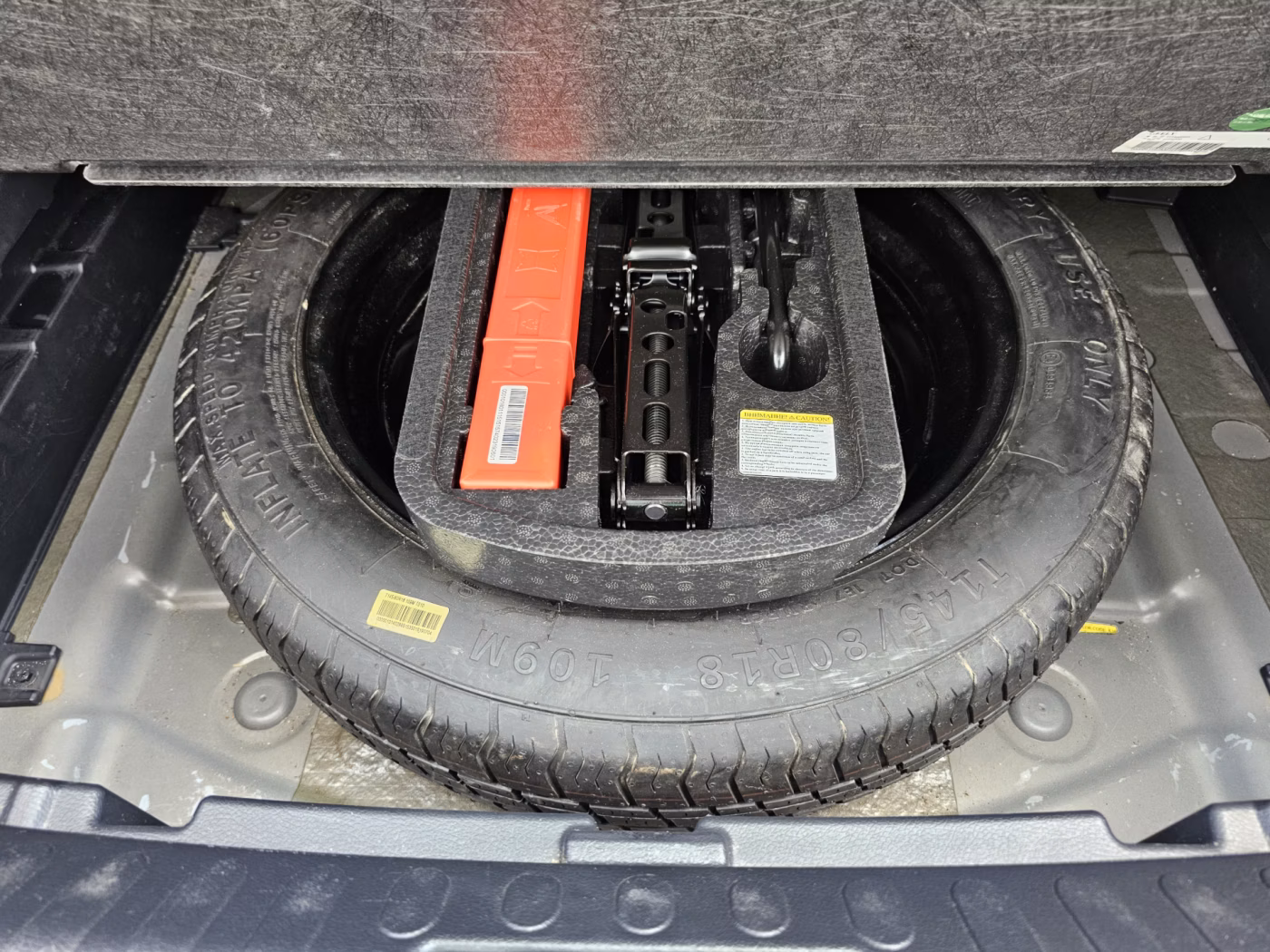 Geely Emgrand X7 фото 15