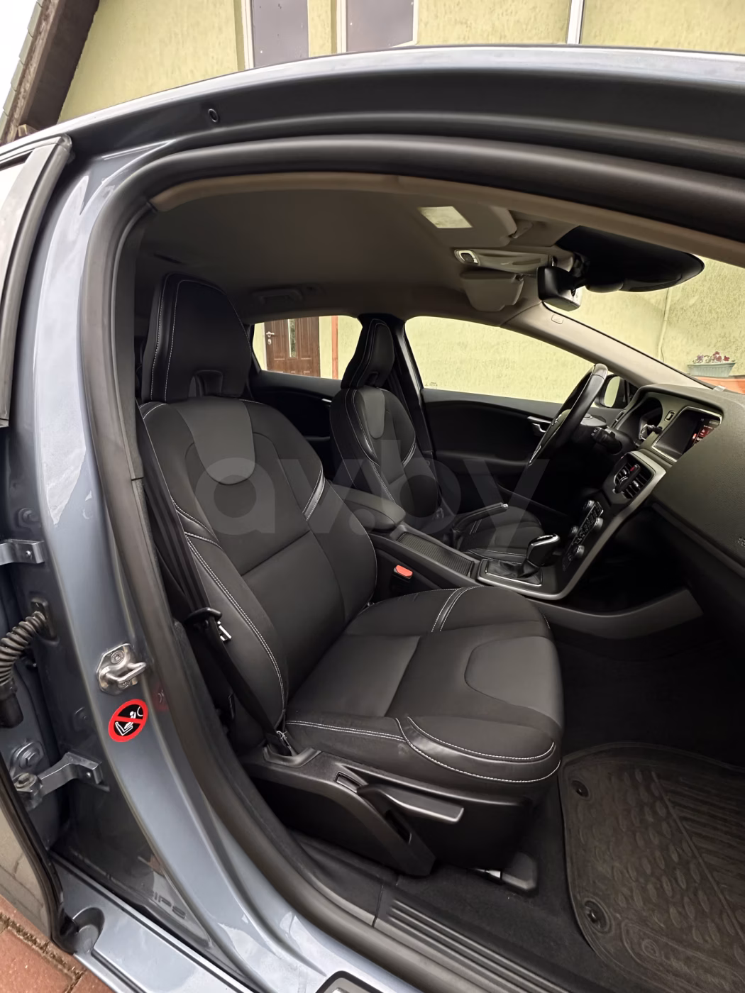 Volvo V40 фото 19