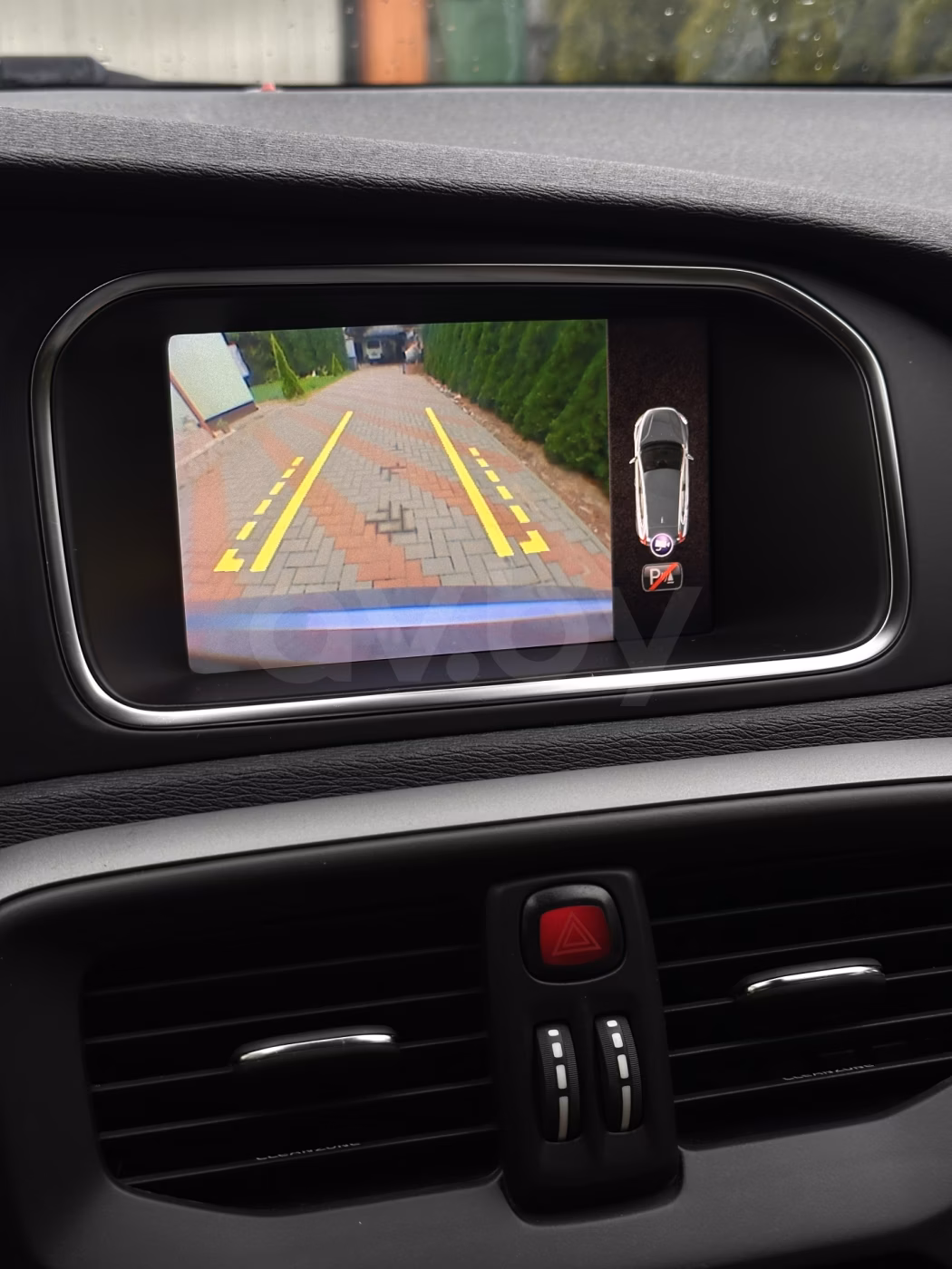 Volvo V40 фото 26