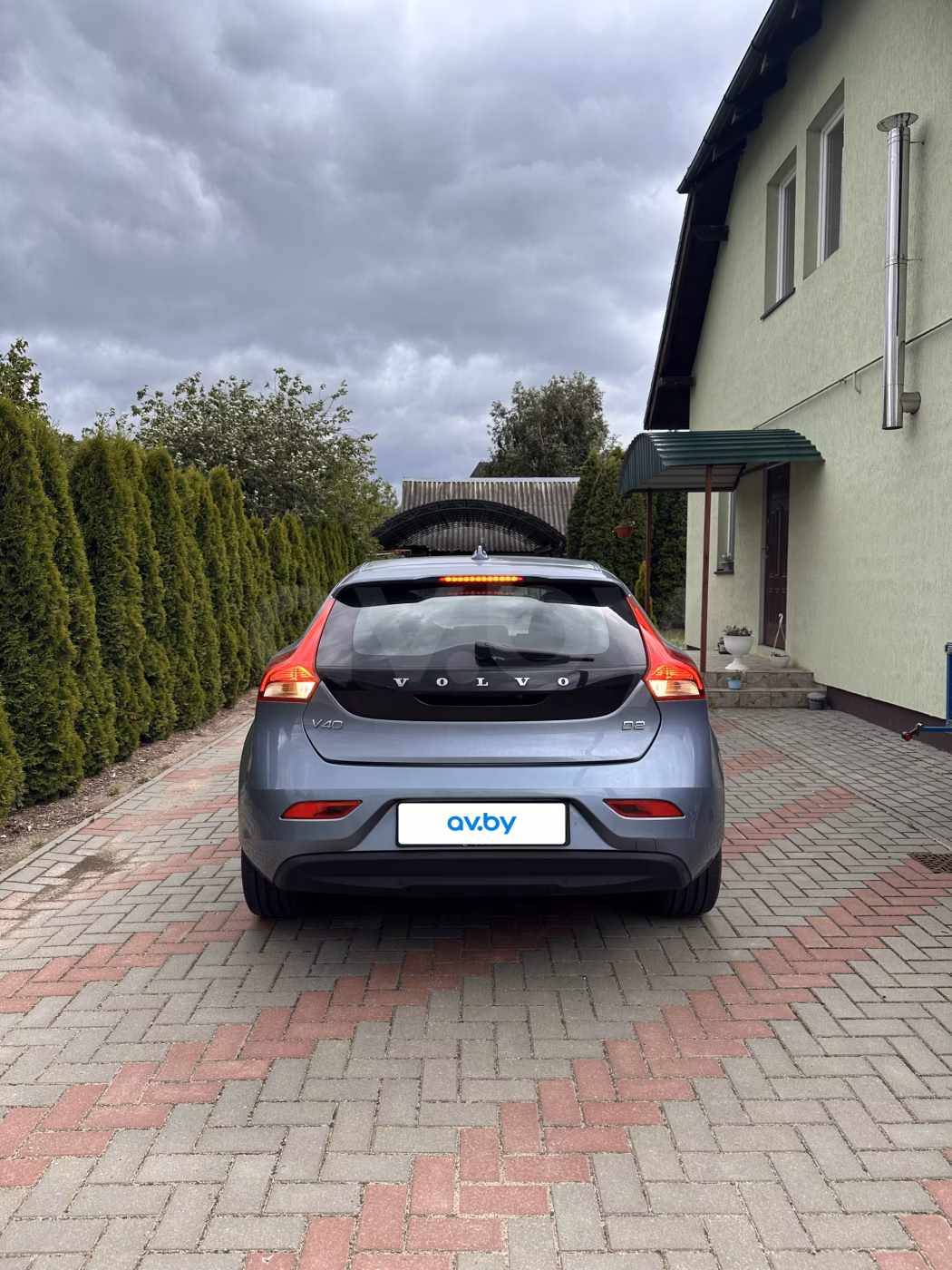 Volvo V40 фото 6