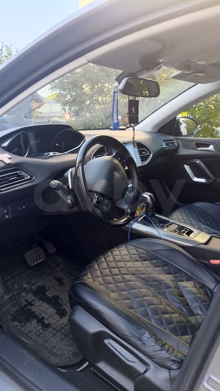 Peugeot 308 фото 7