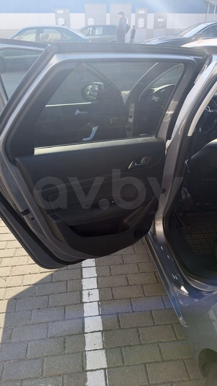 Peugeot 308 фото 15