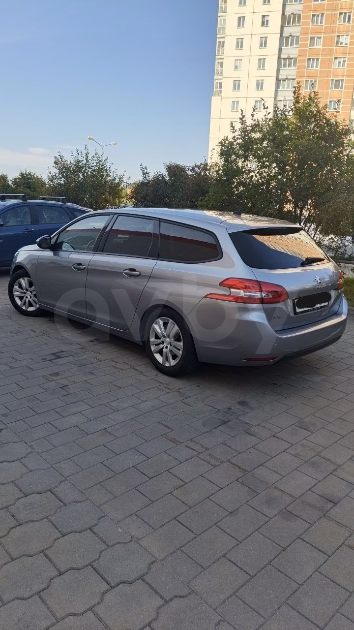 Peugeot 308 фото 6