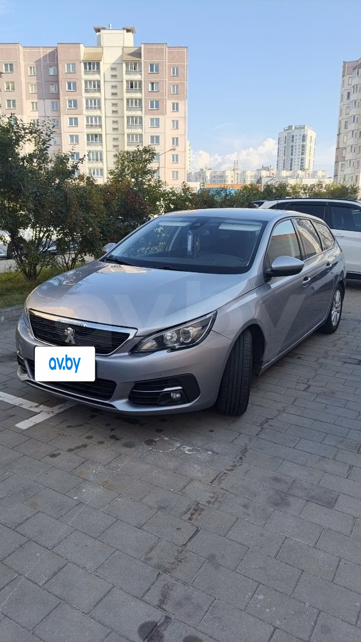 Peugeot 308 фото 2