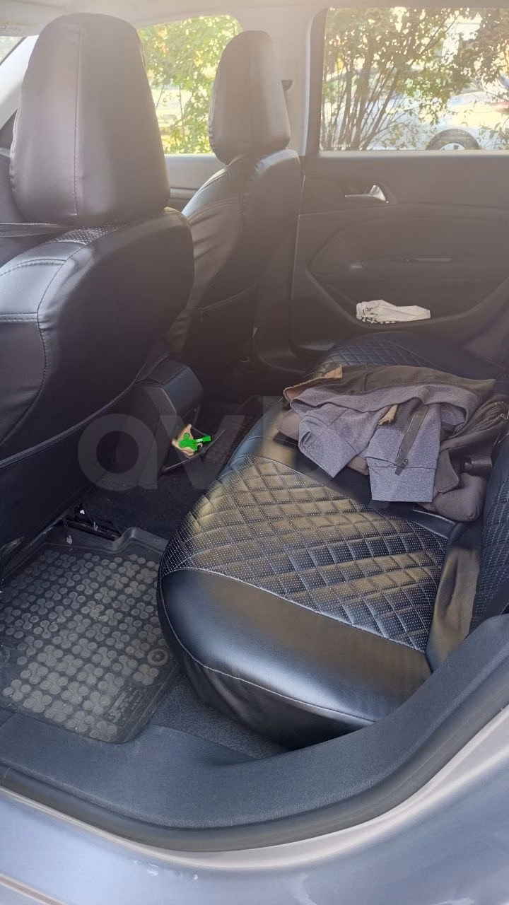 Peugeot 308 фото 8