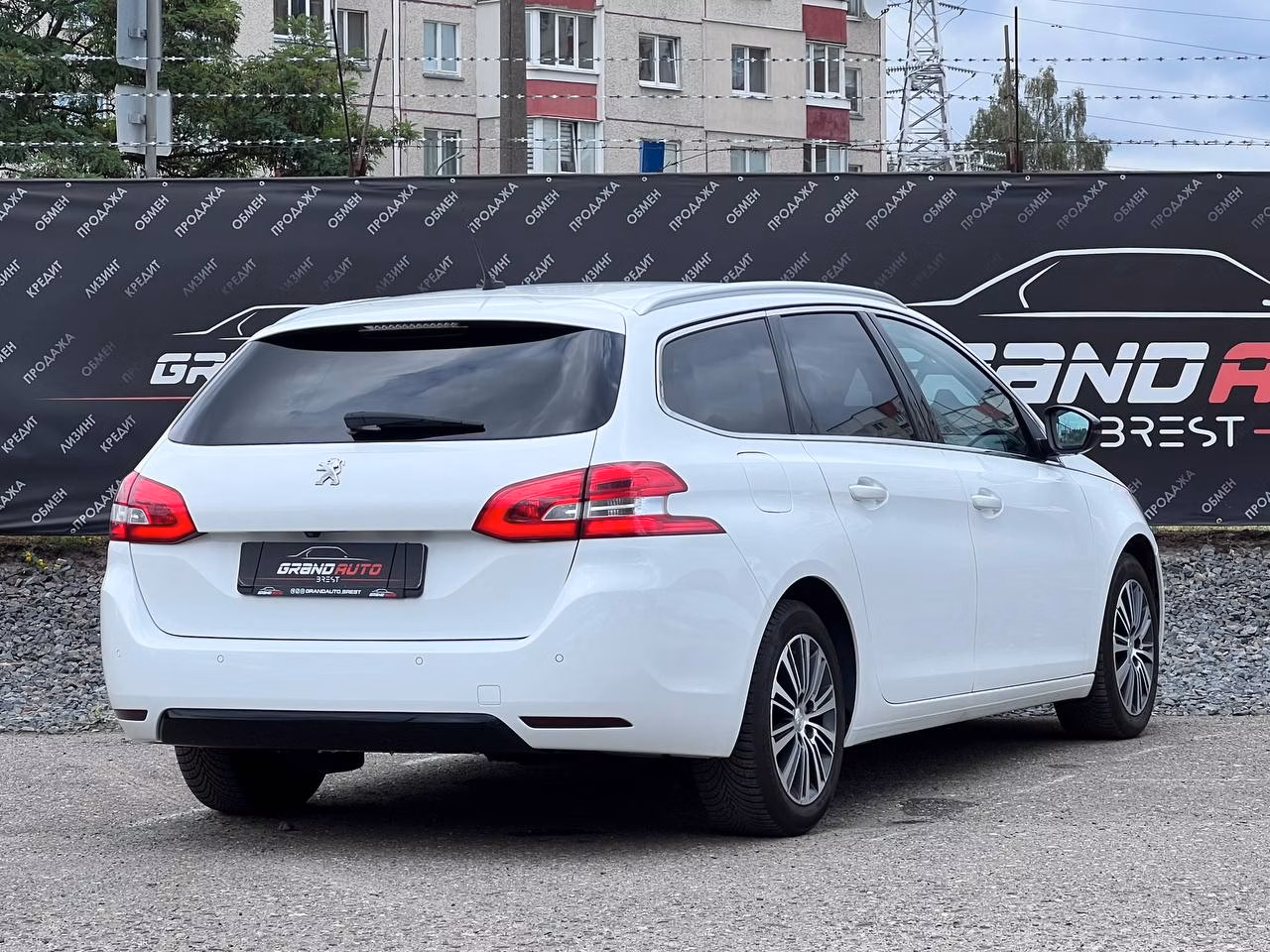 Peugeot 308 фото 4