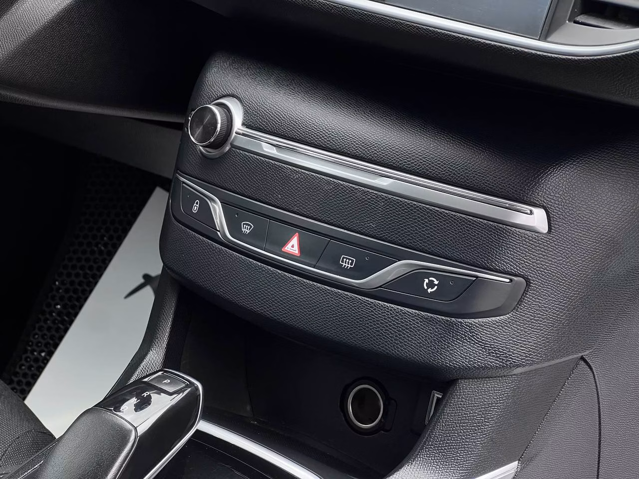 Peugeot 308 фото 20