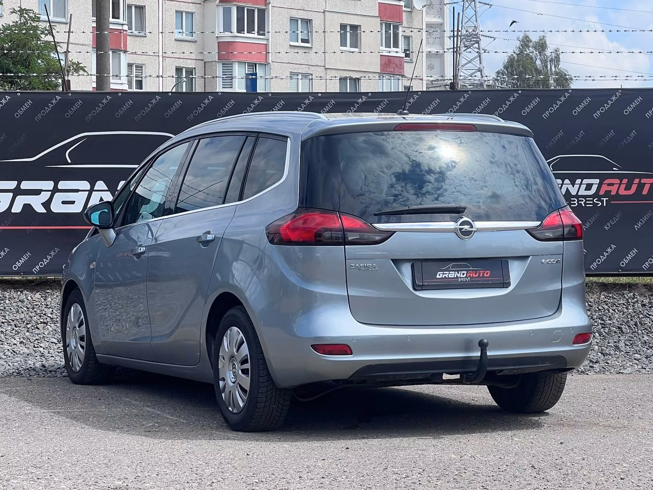 Opel Zafira фото 3