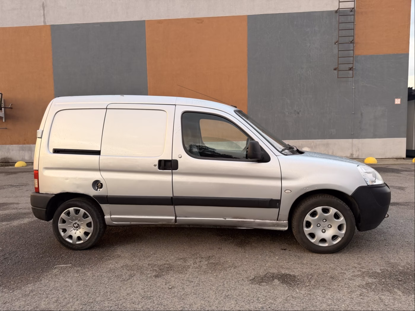 Peugeot Partner фото 5