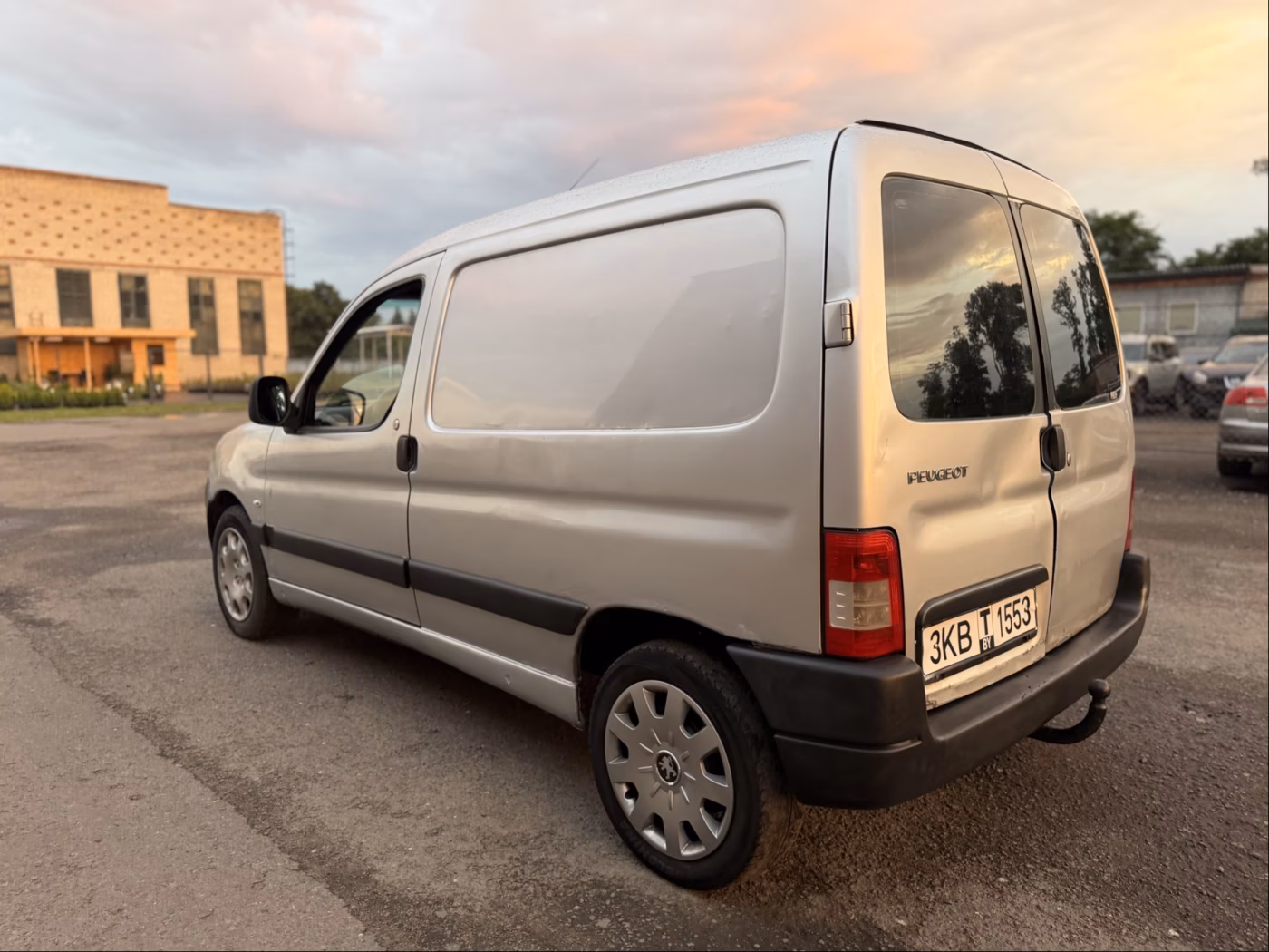 Peugeot Partner фото 11