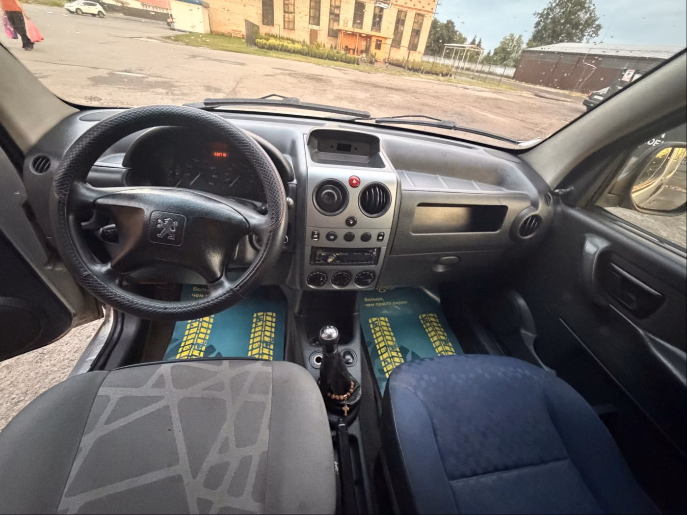 Peugeot Partner фото 18