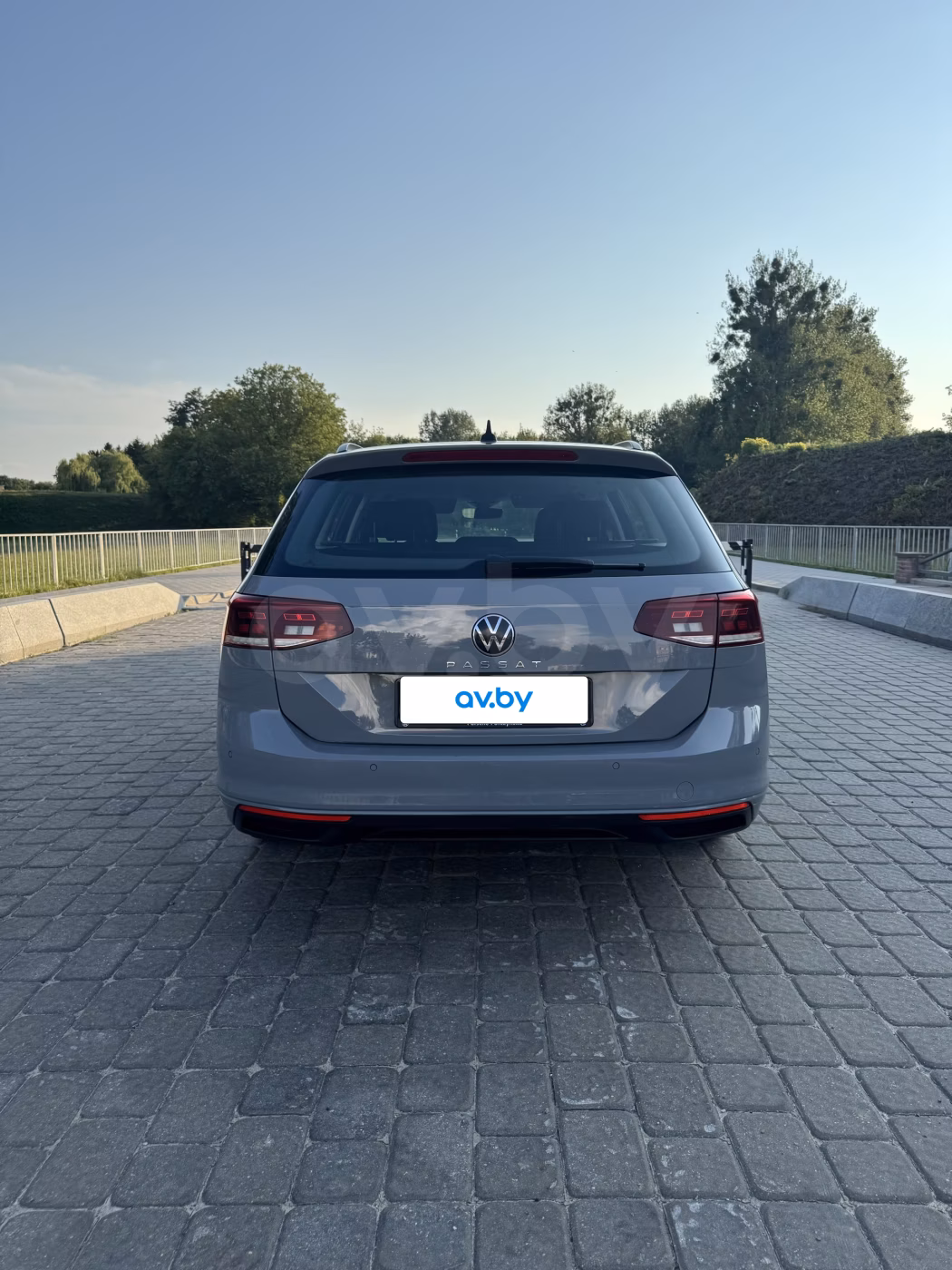 Volkswagen Passat фото 6