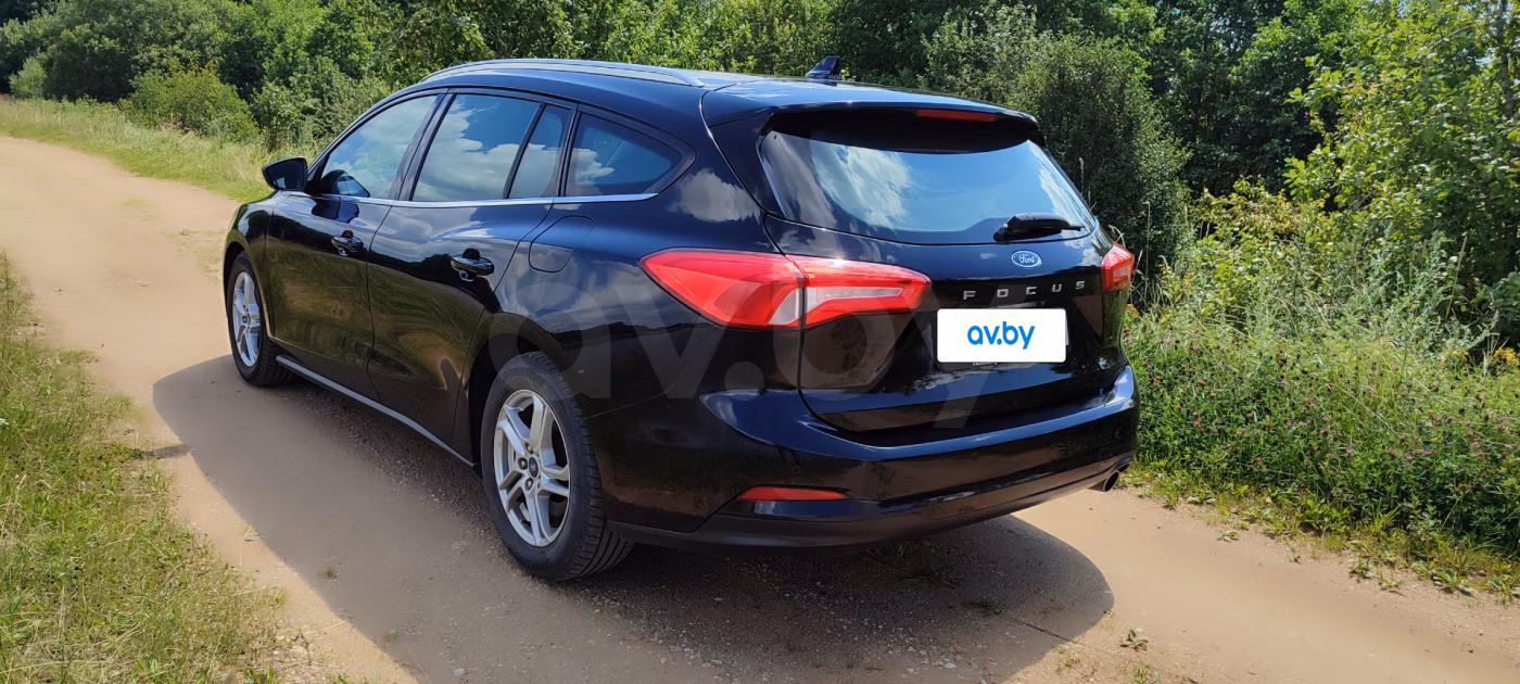 Ford Focus фото 8
