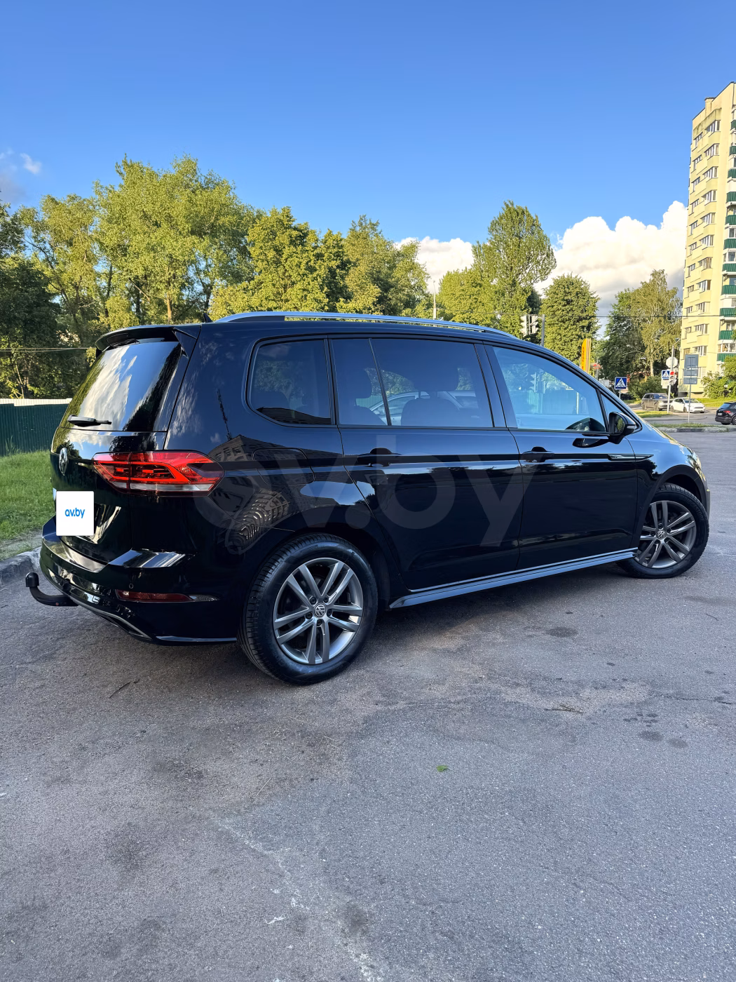 Volkswagen Touran фото 7
