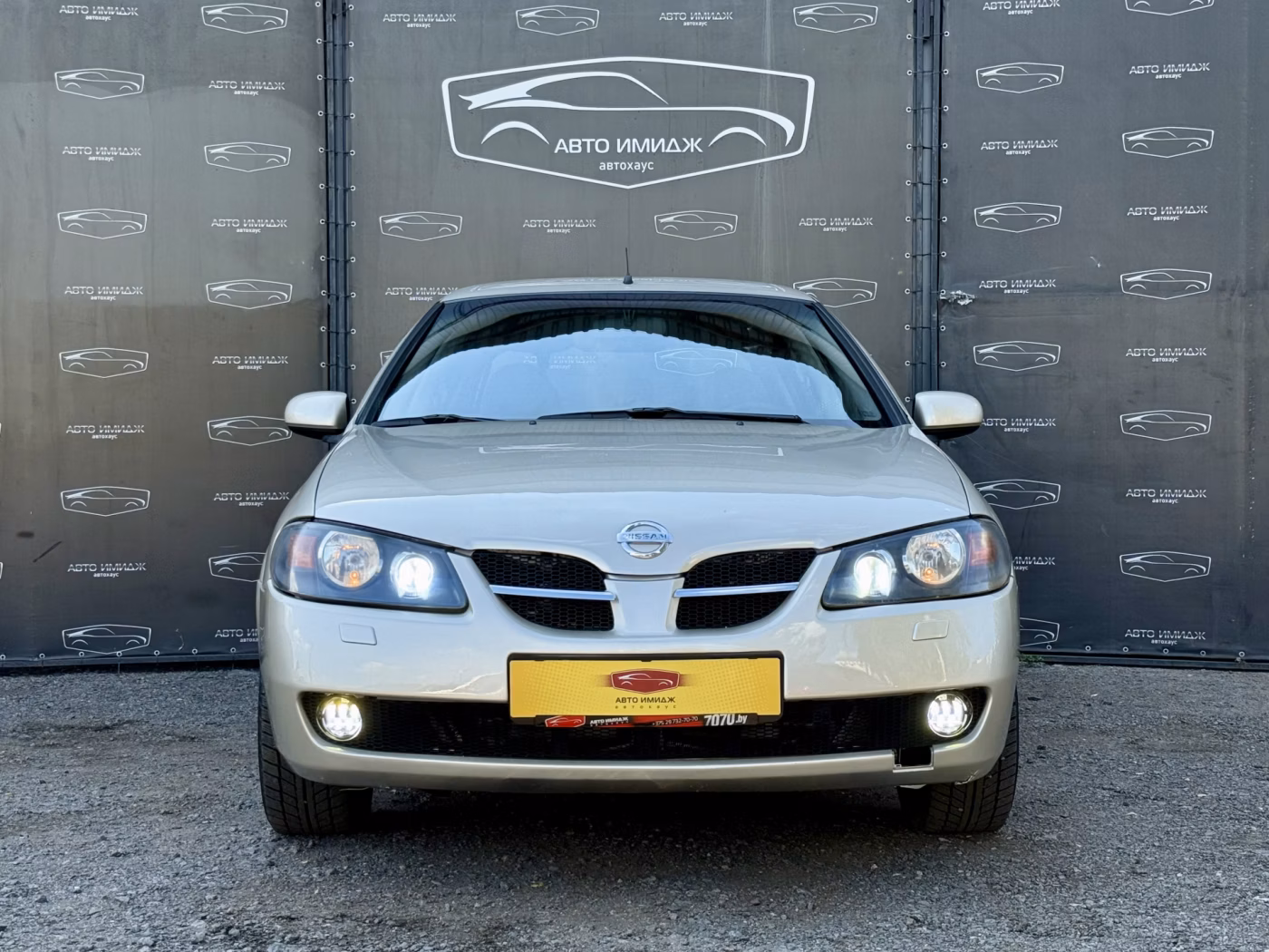 Nissan Almera фото 5