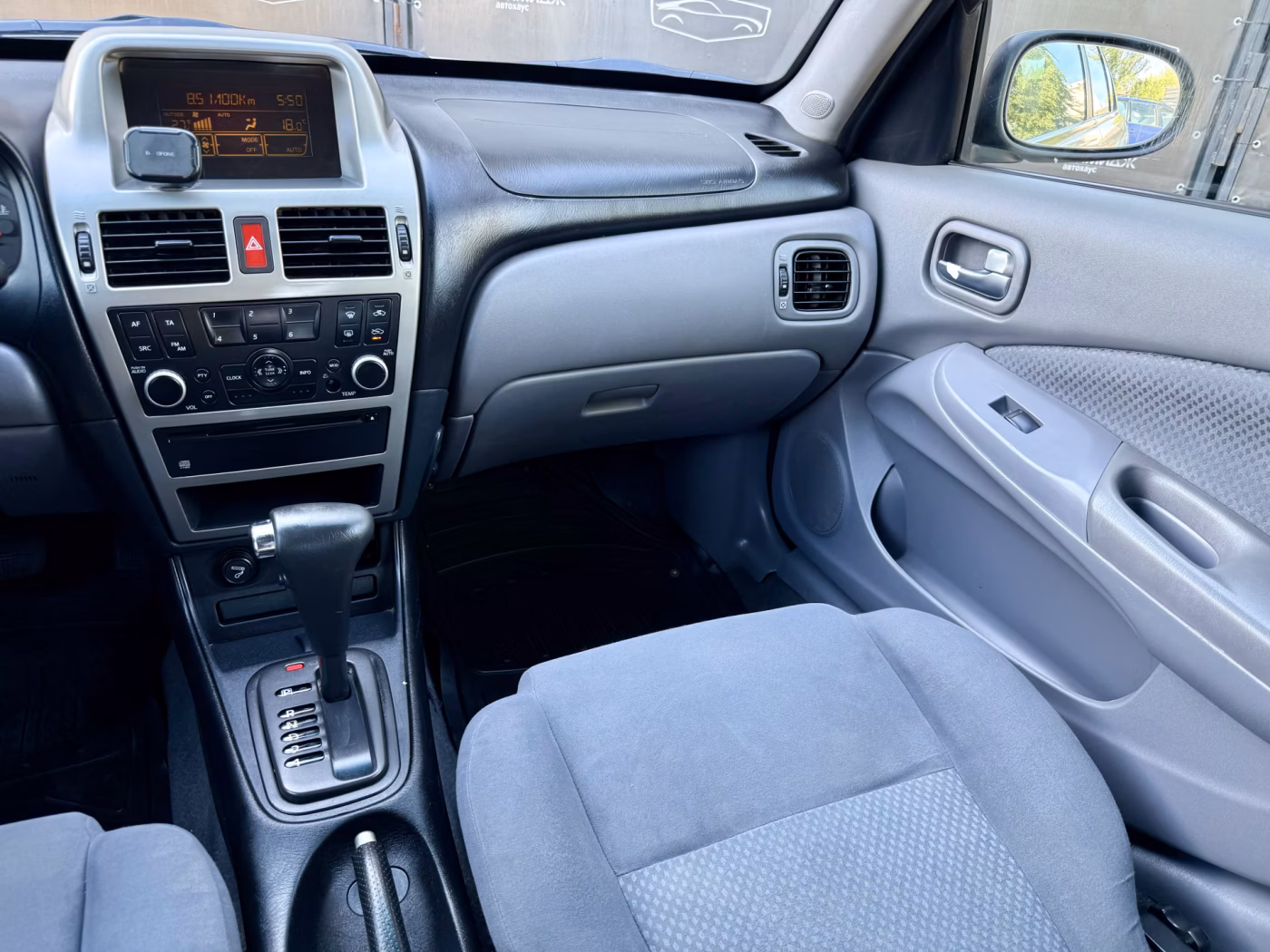 Nissan Almera фото 14